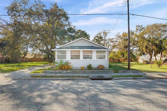 2819 N OSPREY AVENUE