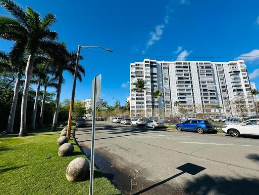 COND LAGUNA GARDENS IV UNIT 4G