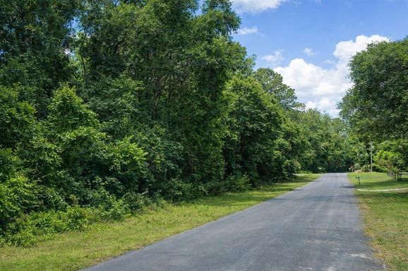 11635 N KENLAKE CIRCLE