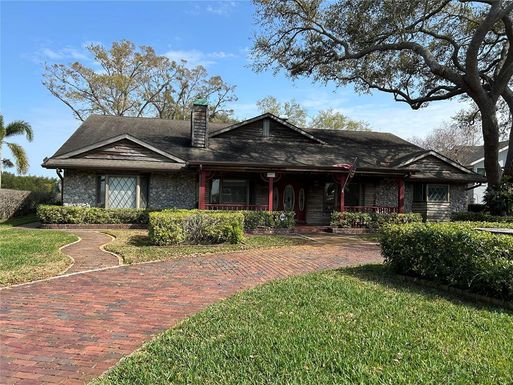 9087 BAYWOOD PARK DRIVE