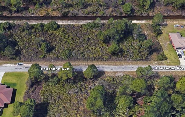 222 LAUSANNE AVENUE