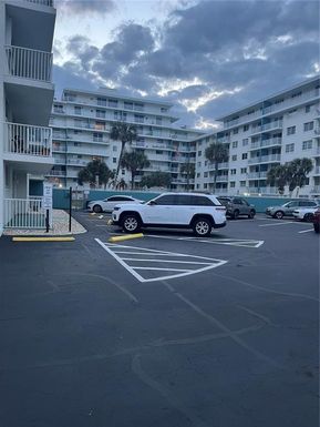 2727 N ATLANTIC AVENUE UNIT 414