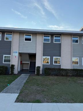 828 SKY LAKE CIRCLE UNIT D