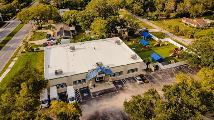 1700 MICHIGAN BOULEVARD