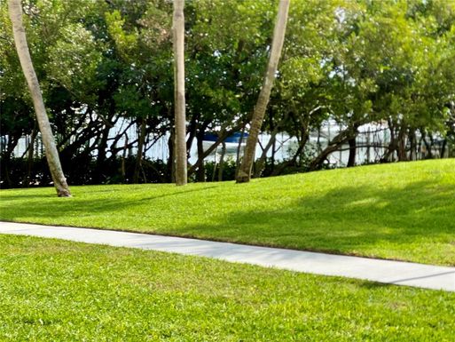 1328 PASADENA AVENUE S UNIT 104