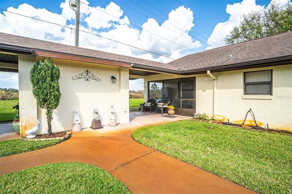 15 CHARLTON DRIVE UNIT 15