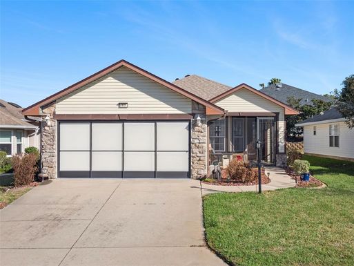 4921 GLEN COE STREET