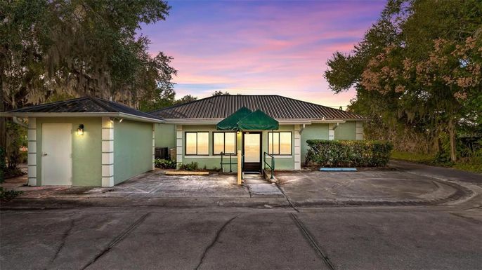 1318 S EUSTIS STREET