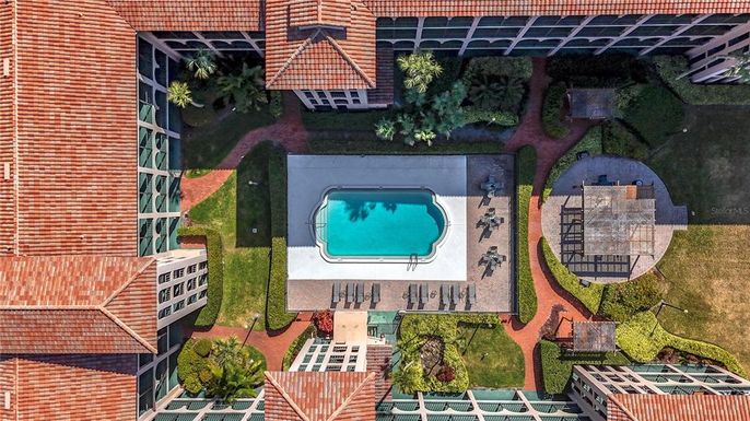 6150 GULFPORT BOULEVARD S UNIT 304