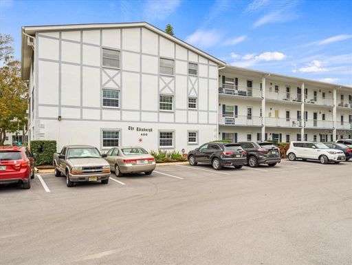 400 GLENNES LANE UNIT 201