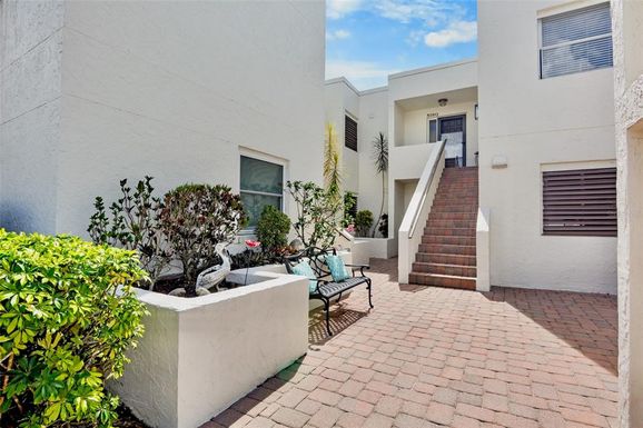 5190 MARSH FIELD LANE UNIT 94