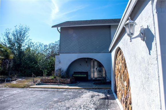 6816 BEACH BOULEVARD