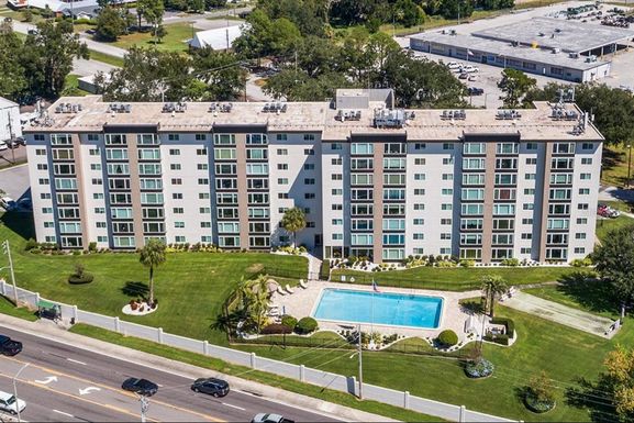 1776 6TH STREET NW UNIT 305