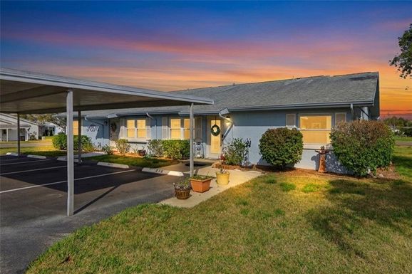 216 GLOUCESTER BOULEVARD UNIT 216