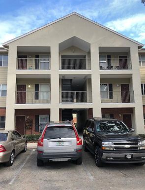 2360 SW ARCHER ROAD UNIT 810