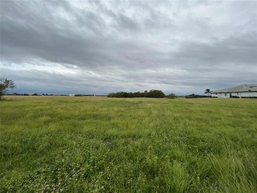 6201 SW SADDLEBROOK LANE