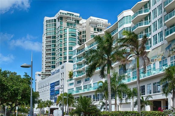 25 MUNOZ RIVERA AVENUE UNIT 421