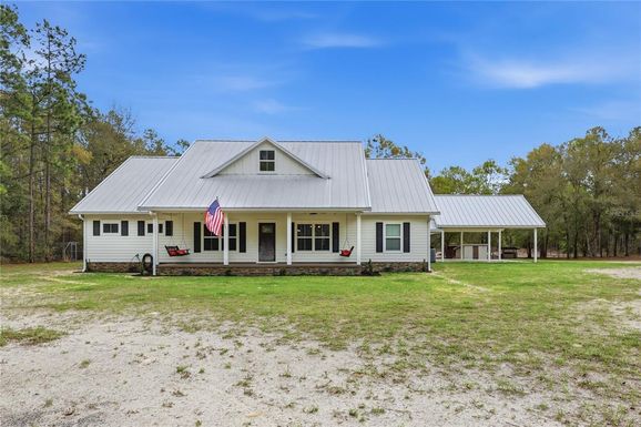 357 SW CONESTOGA WAY