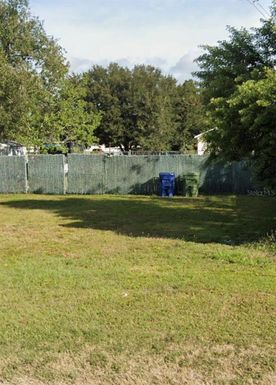 5320 E COLUMBUS DRIVE