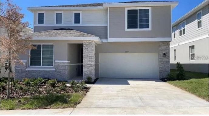 1124 SUGARWOOD STREET