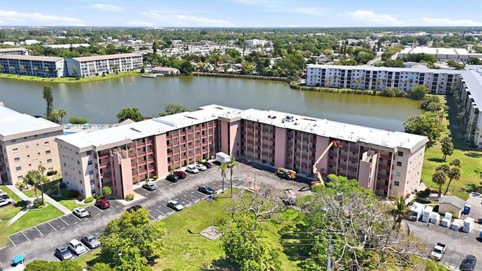 4137 LAKE BAYSHORE DRIVE UNIT C505