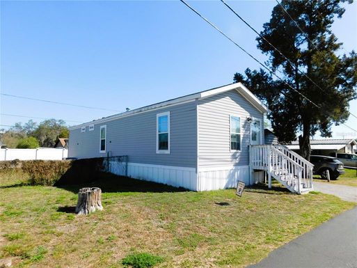 39143 HILLCREST DRIVE