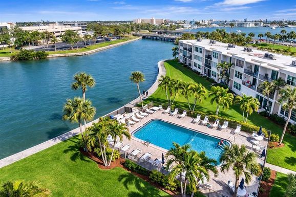 7405 BAY ISLAND DRIVE S UNIT 121