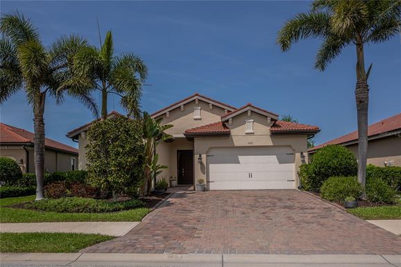 1035 BRADBERRY DRIVE