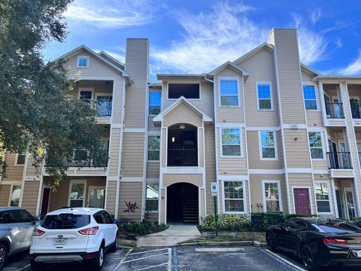 2015 ERVING CIRCLE UNIT 207