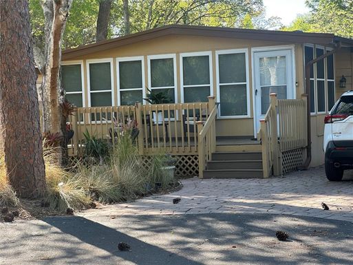 239 PEPPERTREE COURT