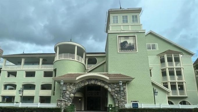 1960 BROADWAY UNIT 46A