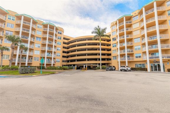 4650 LINKS VILLAGE DRIVE UNIT A401