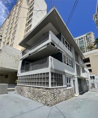 108 Del Parque apt 5 DEL PARQUE STREET UNIT 5