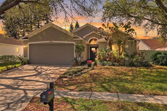 214 SACRAMENTO STREET