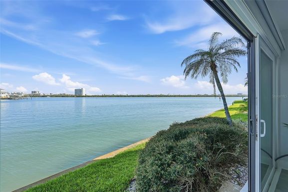 868 BAYWAY BOULEVARD UNIT 101