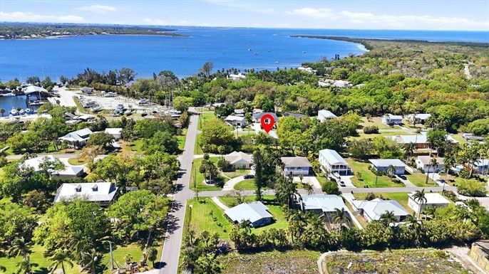 1312 51ST AVENUE DRIVE W