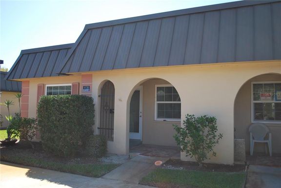 4136 STRATFORD DRIVE UNIT 4136