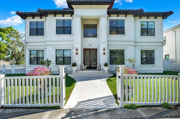 3600 W SAN LUIS STREET