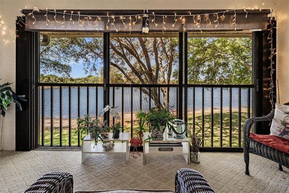 2070 LAKEVIEW DRIVE UNIT 204