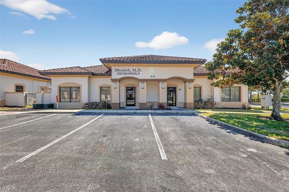 841 OAKLEY SEAVER DRIVE UNIT A