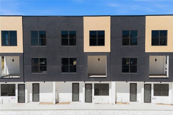 4353 FONTANAROSA VILLAGE COURT