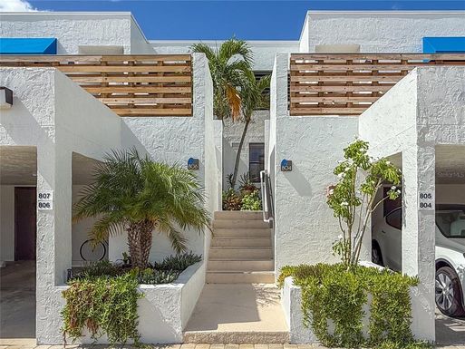 806 BAYPORT WAY UNIT 806