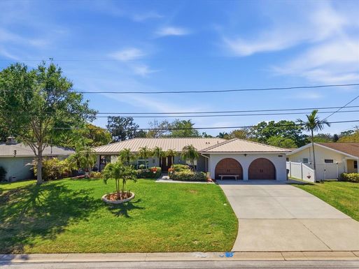 1316 KENNYWOOD DRIVE