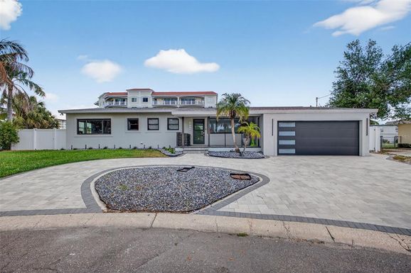 1866 VENETIAN POINT DRIVE