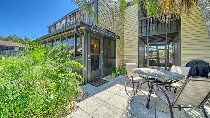 712 WHITE PINE TREE ROAD UNIT 77