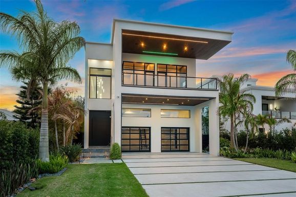 1194 N PENINSULA AVENUE