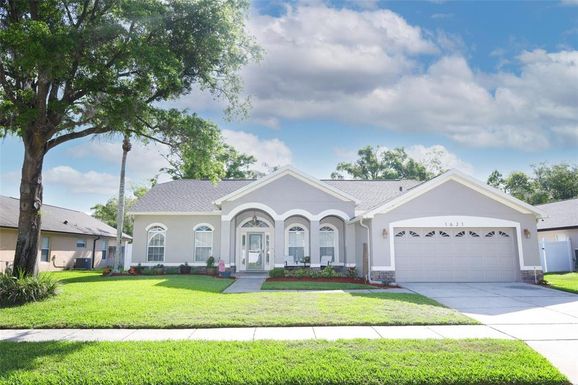 1621 PARKGLEN CIRCLE