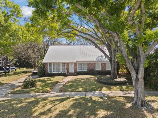 502 HILLCREST AVENUE