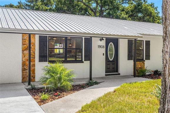 1908 N BARNES STREET