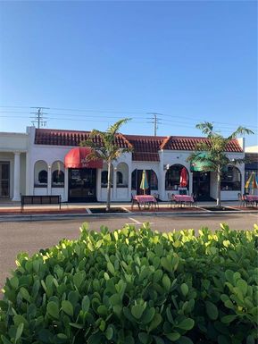 347-349 W VENICE AVENUE